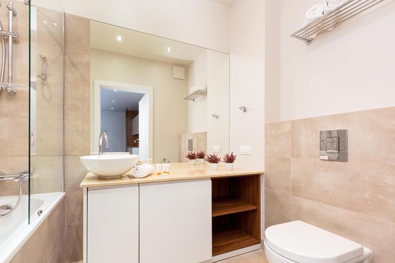 Apartments Warsaw Magazynowa By Noclegi Renters מראה חיצוני תמונה